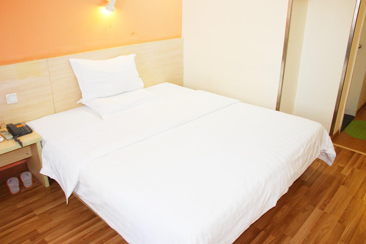 7Days Inn Wuhan Fujiapo Meiyuan Community Metro Station מראה חיצוני תמונה