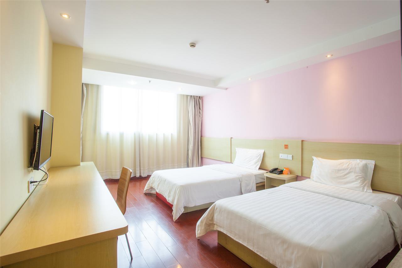 7Days Inn Wuhan Fujiapo Meiyuan Community Metro Station מראה חיצוני תמונה